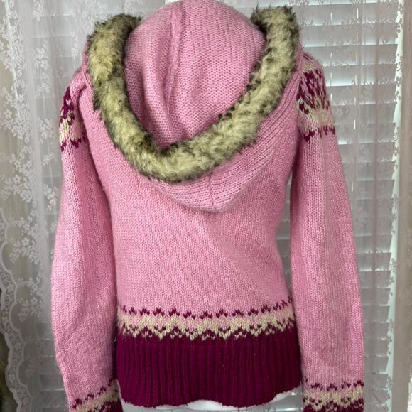 Mudd Y2K 2000s pink knit patterned sweater with fur hood🎀 - Picture 3 of 8